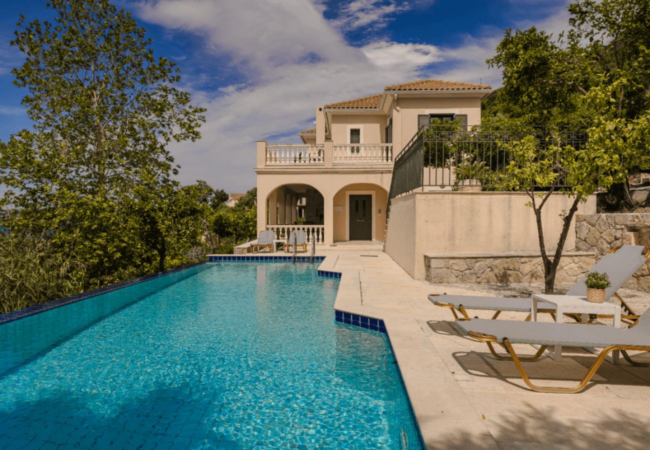 Villa in Lourdas - Villa Xanthy with Private Pool