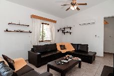 Villa in Coral Bay - Villa Laguna with Private Pool