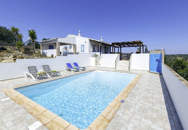 Villa in Guia - Monte Juntos with Private Pool
