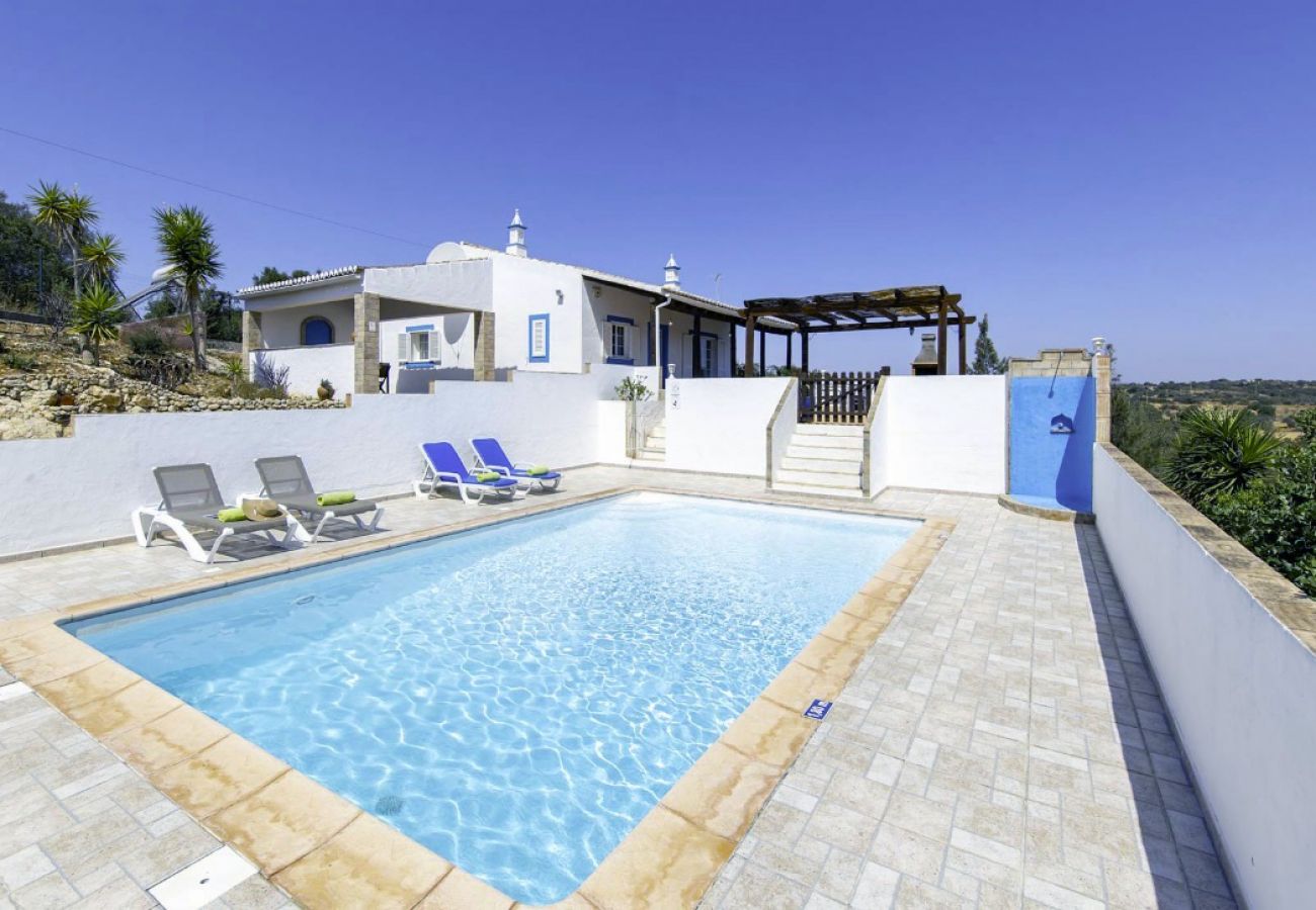 Villa in Guia - Monte Juntos with Private Pool