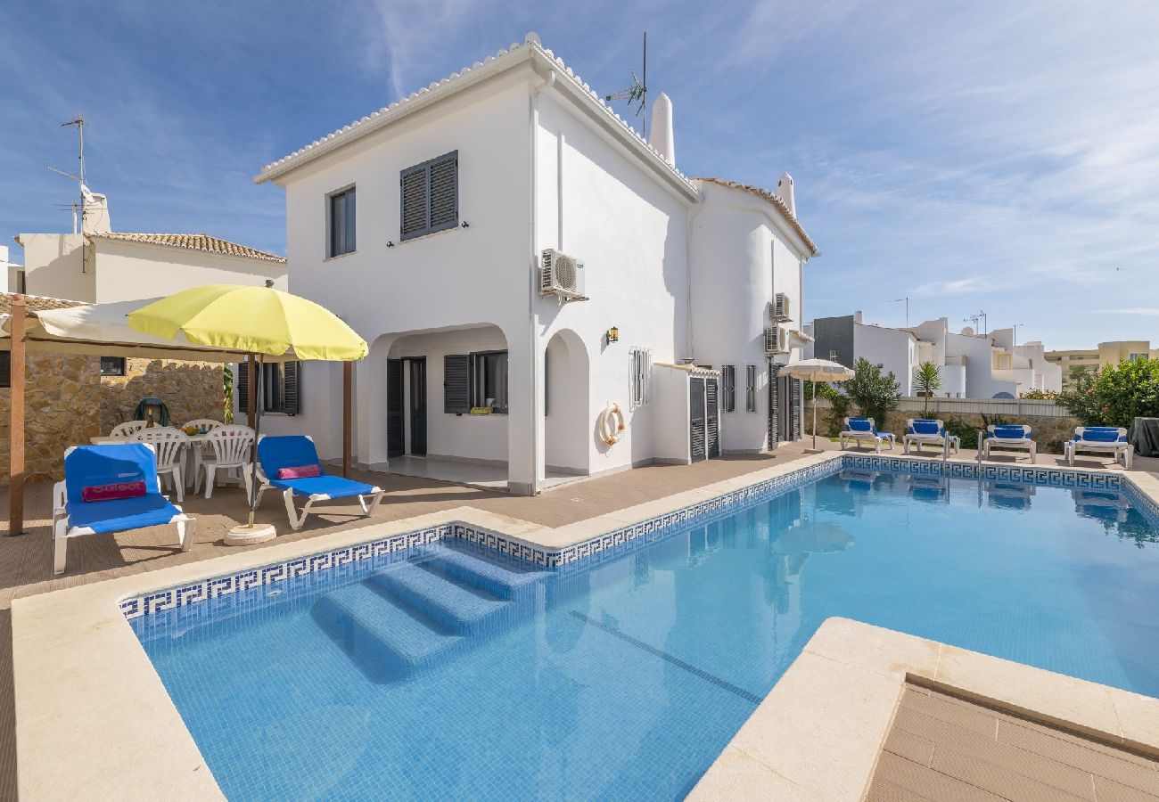 Villa in Galé - Villa Francisco with Private Pool