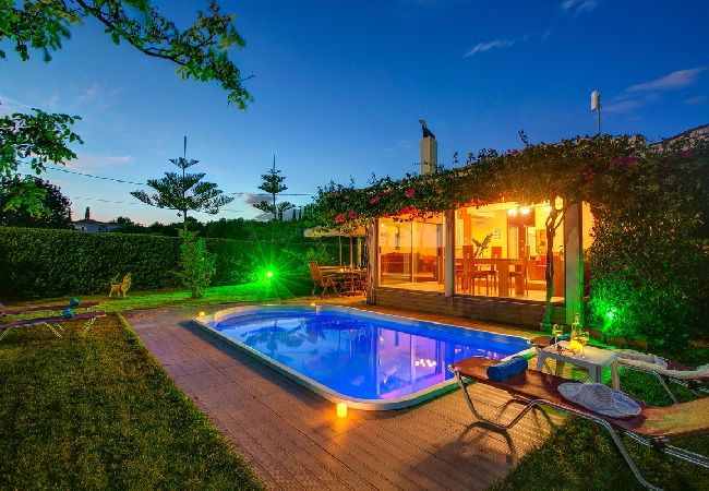 Villa in Trapezaki - Trapezaki Secret Garden with Private Pool