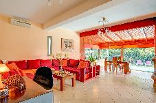 Villa in Trapezaki - Trapezaki Secret Garden with Private Pool