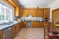 Villa in Albufeira - Villa Solar das Amendoeiras with Private Pool