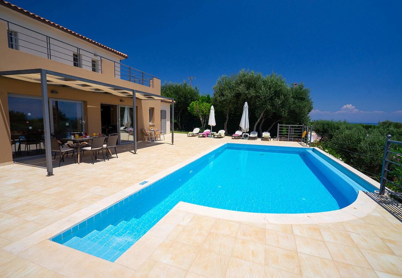 Villa in Skala - Villa Joya with Private Pool