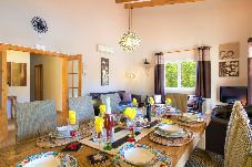 Villa in Es Mercadal - Villa Daniel with Private Pool