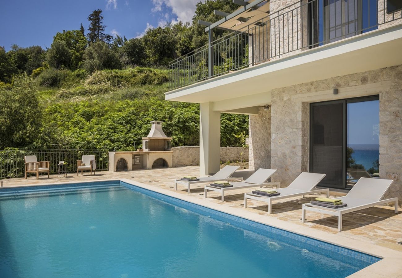 Villa in Lourdas - Villa Lithos with Private Pool