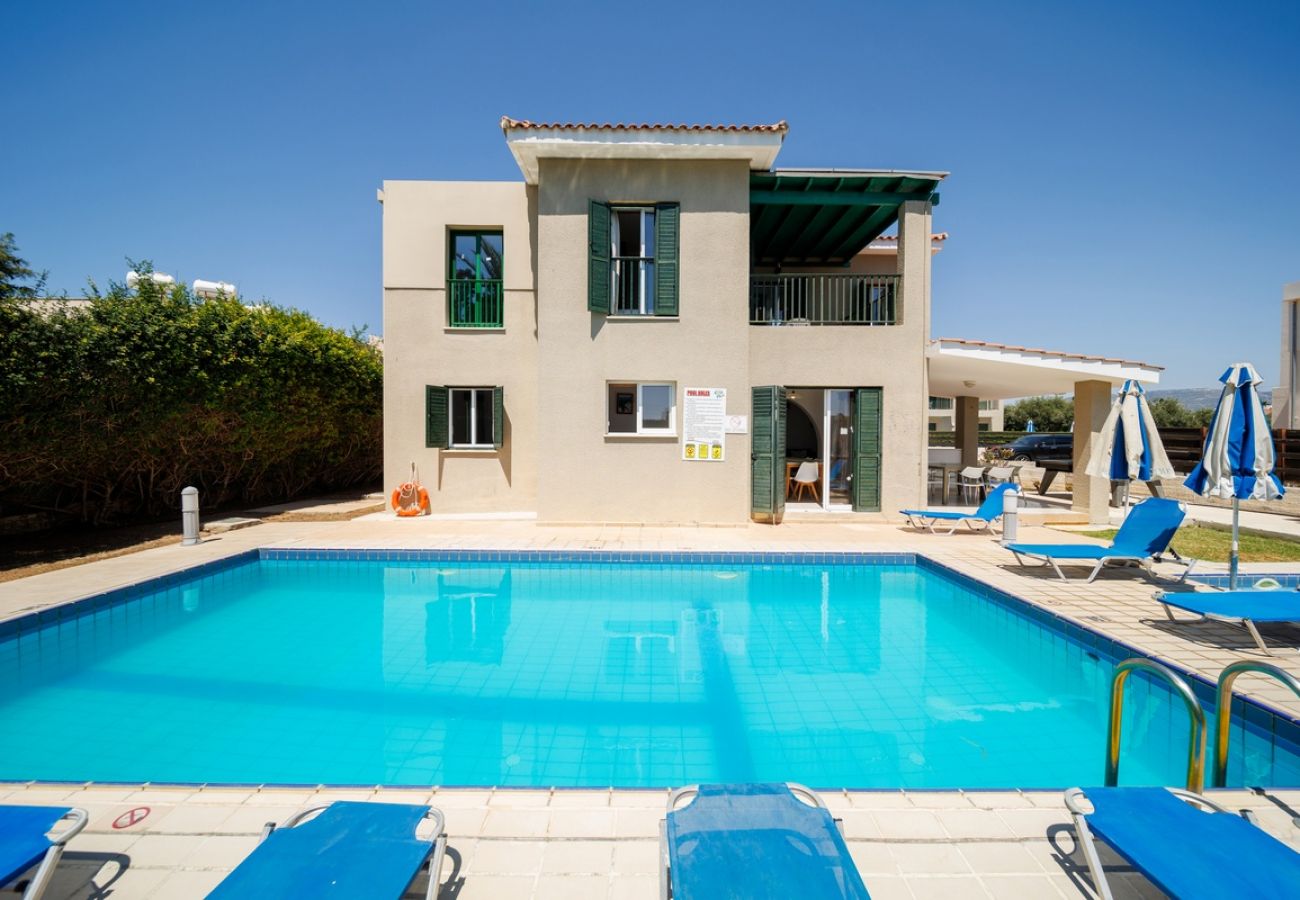 Villa in Coral Bay - Villa Cleo with Private Pool