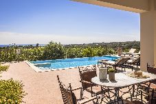 Villa in Trapezaki - Villa Georgia with Private Pool