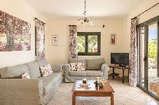 Villa in Trapezaki - Villa Mylos with Private Pool