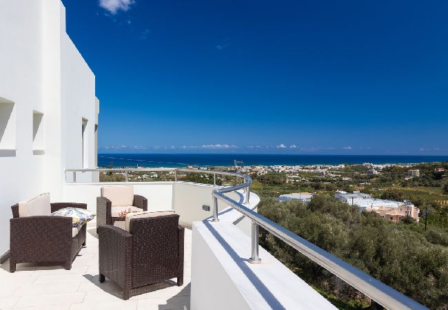 Villa in Redhymno - Villa Pan Areti with Private Pool