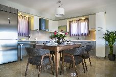 Villa in Trapezaki - Villa Karavias with Private Pool