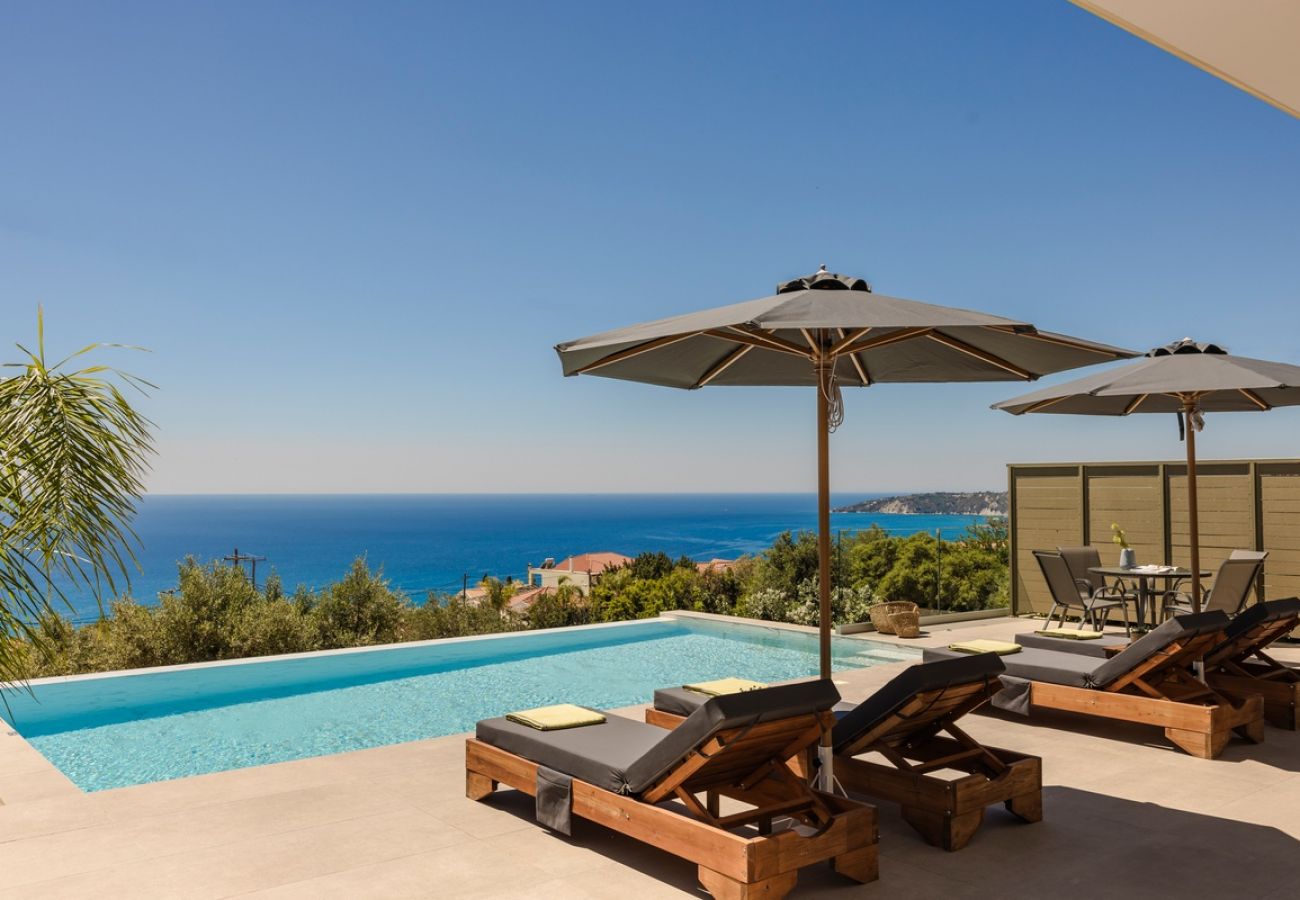 Villa in Lourdas - Villa George with Private Pool