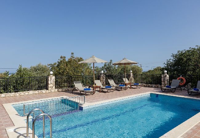 Villa in Prines - Villa Nefeli with Private Pool
