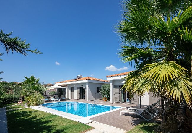 Villa in Armeni - Villa Memories with Private Pool