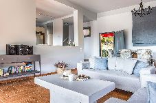 Villa in Kefalonia - Villa Giorgio with Private Pool