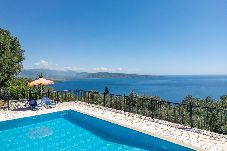 Villa in Agios Stefanos - Villa Eleni Sinies with Private Pool