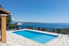 Villa in Agios Stefanos - Villa Eleni Sinies with Private Pool