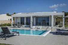 Villa in Svoronata - Villa Juliet with Private Pool