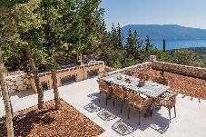 Villa in Fiskardo - Villa Thalassa with Private Pool