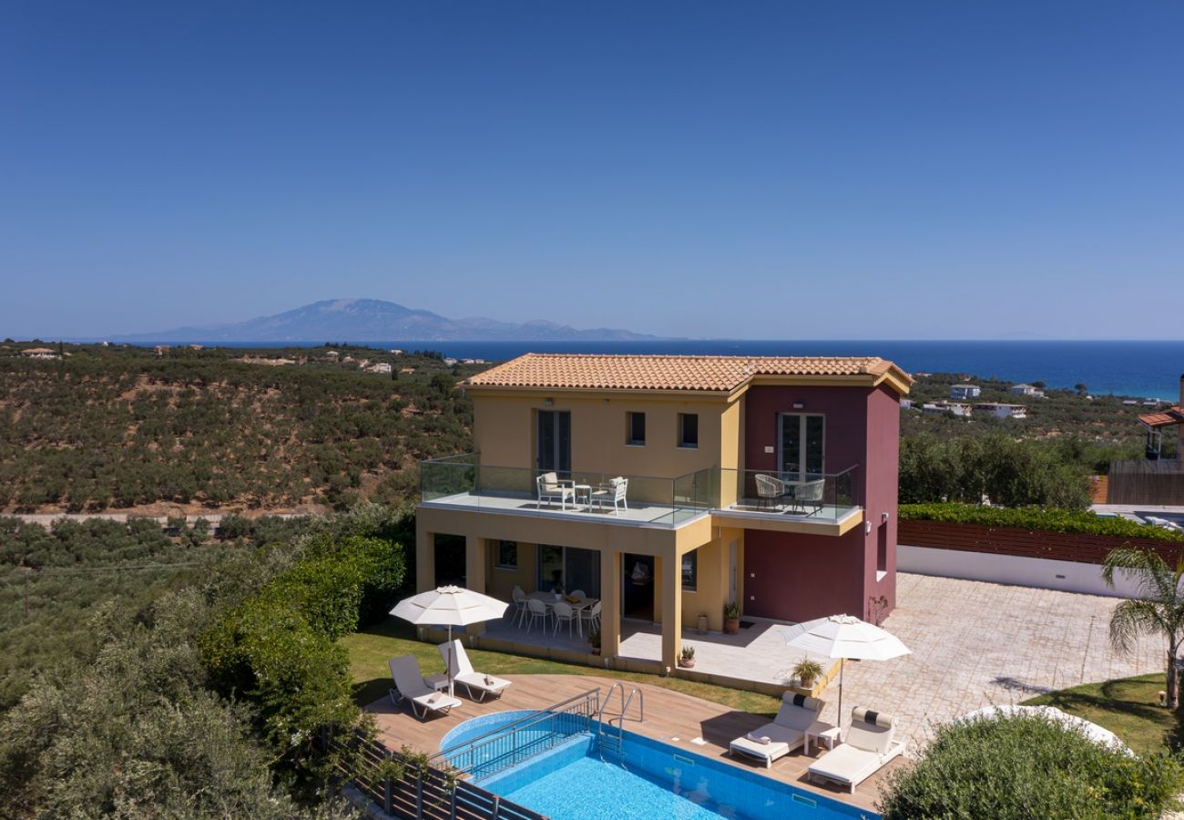 Villa in Tsilivi - Villa Yiannis with Private Pool