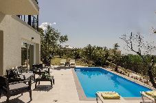 Villa in Trapezaki - Olive Grove Villa with Private Pool