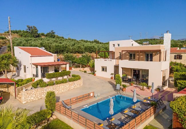 Villa in Redhymno - Villa Sandy Evi with Private Pool