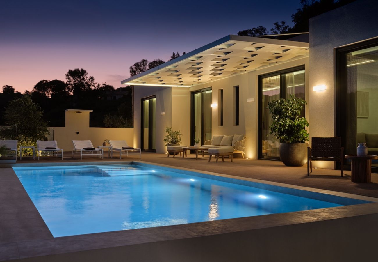 Villa in Kalamaki - Villa Zeta with Private Pool