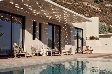 Villa in Kalamaki - Villa Zeta with Private Pool