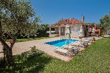 Villa in Tsilivi - Villa Planos with Private Pool