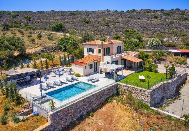 Villa in Gerani - Villa Eagles with Private Pool