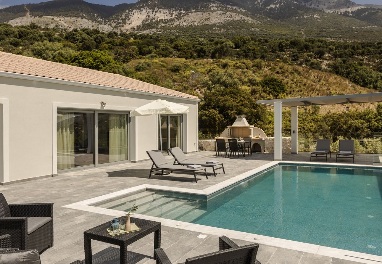Villa in Lourdas - Villa Natassa with Private Pool