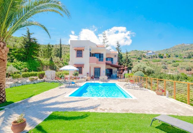 Villa in Agia Pelagia - Villa Lygaria with Private Pool