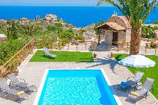 Villa in Agia Pelagia - Villa Lygaria with Private Pool