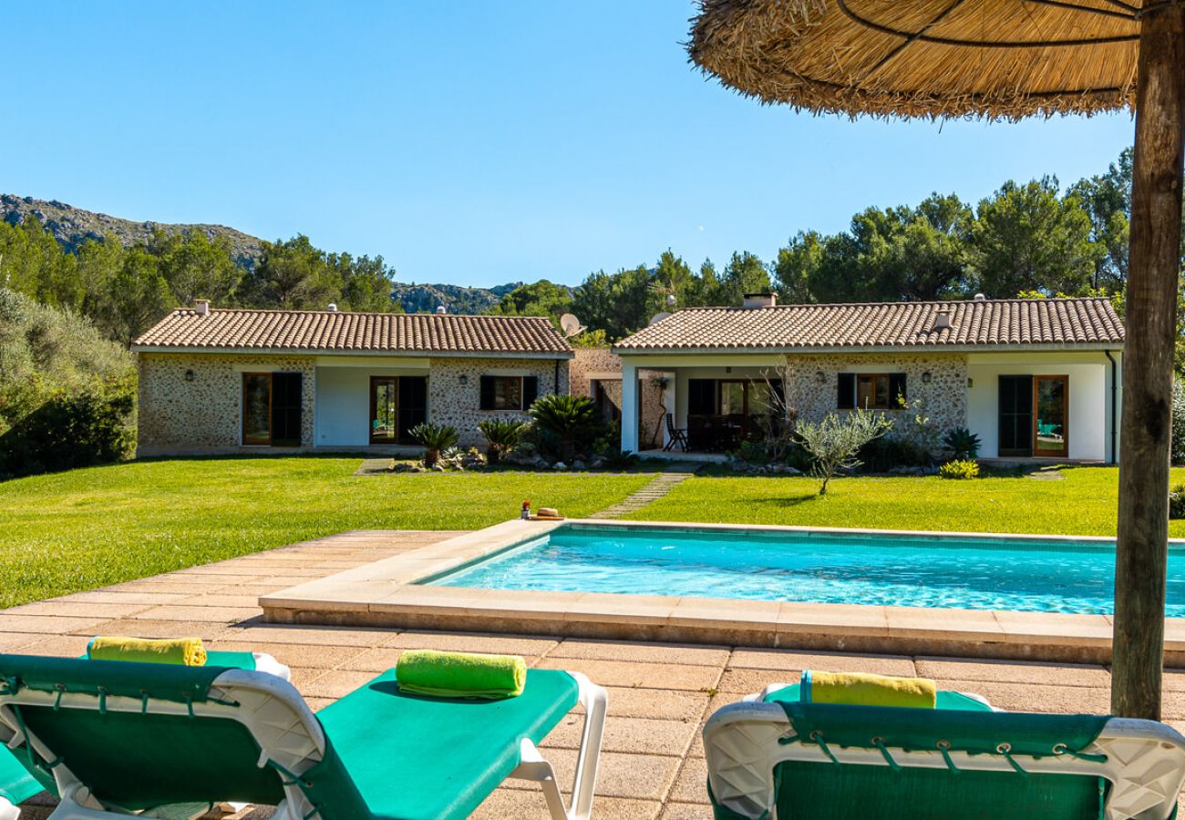 Villa in Pollensa - Villa Esplai with Private Pool
