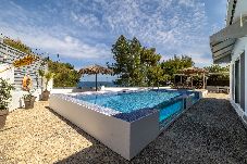 Villa in Tragaki - Amare La Vita with Private Pool
