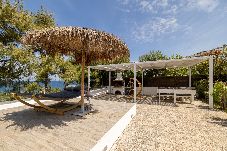 Villa in Tragaki - Amare La Vita with Private Pool