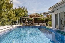 Villa in Tragaki - Amare La Vita with Private Pool