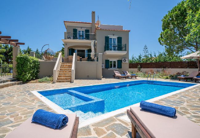 Villa in Minies - Eglina Perla with Private Pool