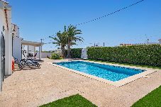 Villa in Es Mercadal - Villa Kai with Private Pool