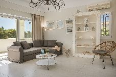 Villa in Svoronata - Ai Helis Beach House with Private Pool