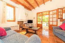 Villa in Pollensa - Villa Can Cuxach with Private Pool