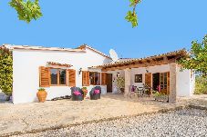 Villa in Pollensa - Villa Can Cuxach with Private Pool